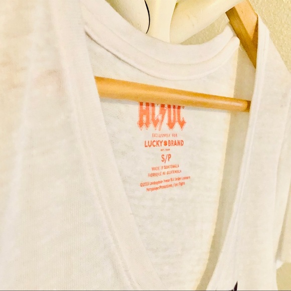 💜 AC/DC - Lucky Brand White Graphic Tee 💜 - Picture 4 of 6